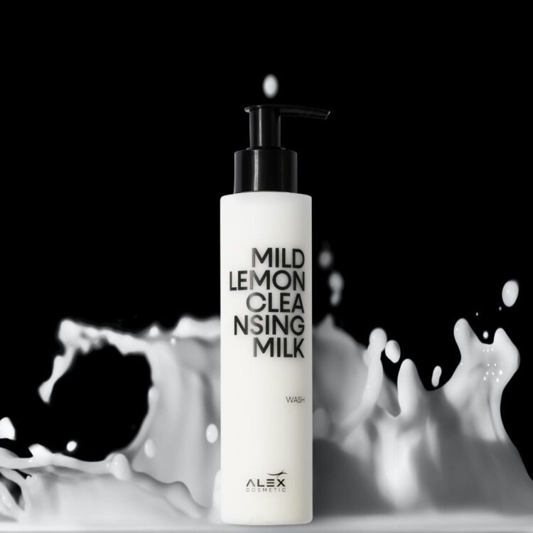 MILD LEMON CLEANSING MILK - Image 2